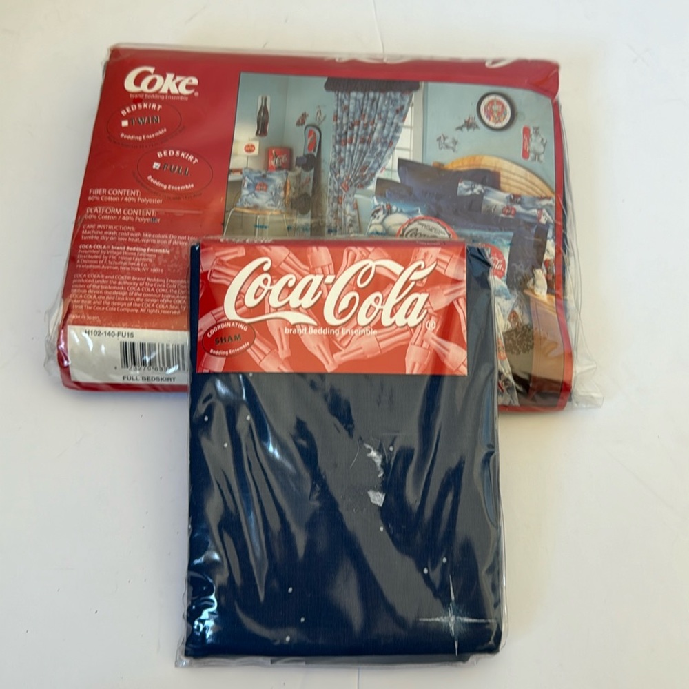 Vintage Coke Full Bedding skirt with Sham